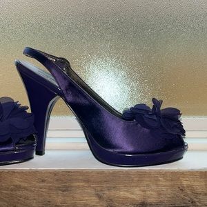 Deep purple Unlisted brand heels, with fabric flower, open toed, worn once